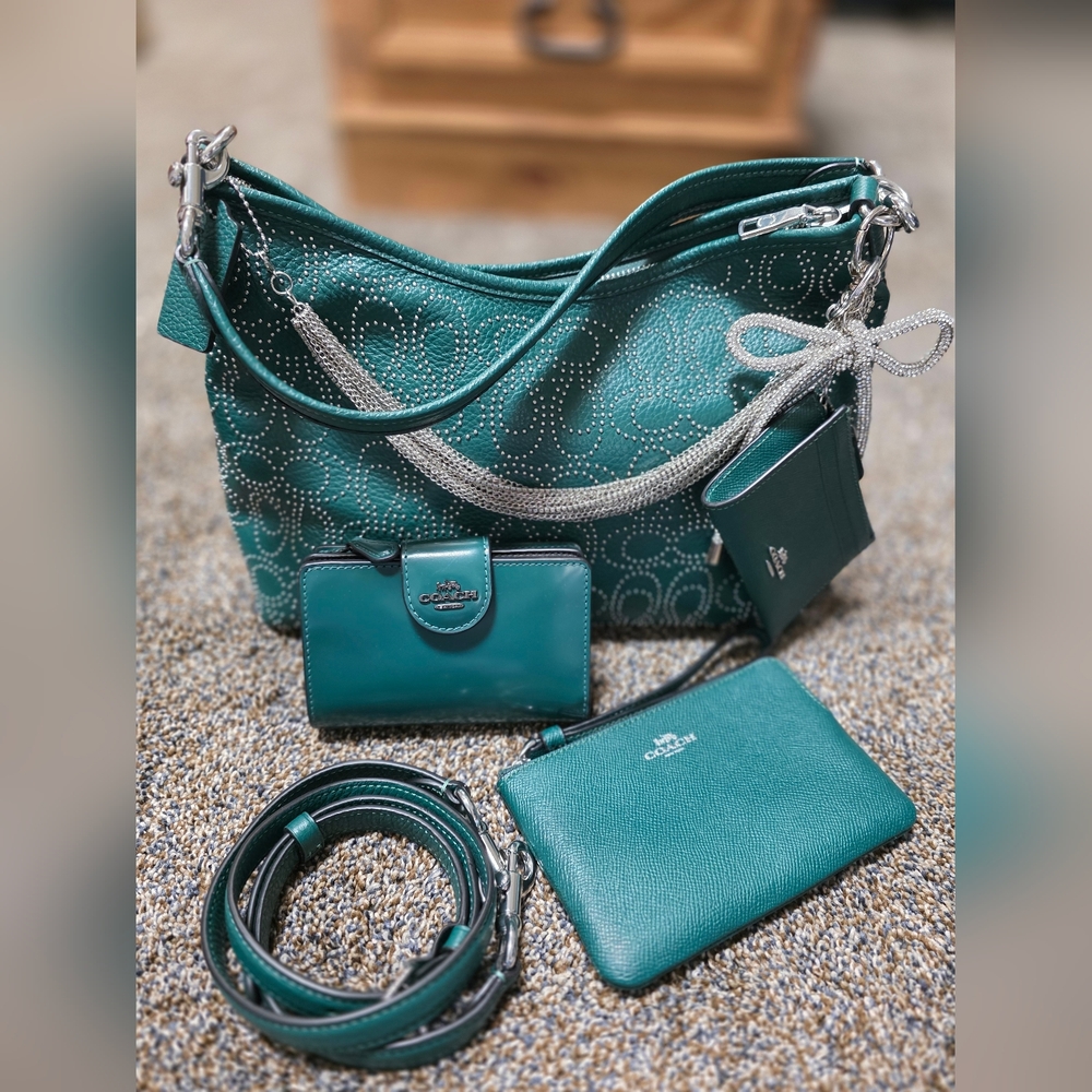 Coach Green Leather Shoulder Bag Set with Wallet & Pouch